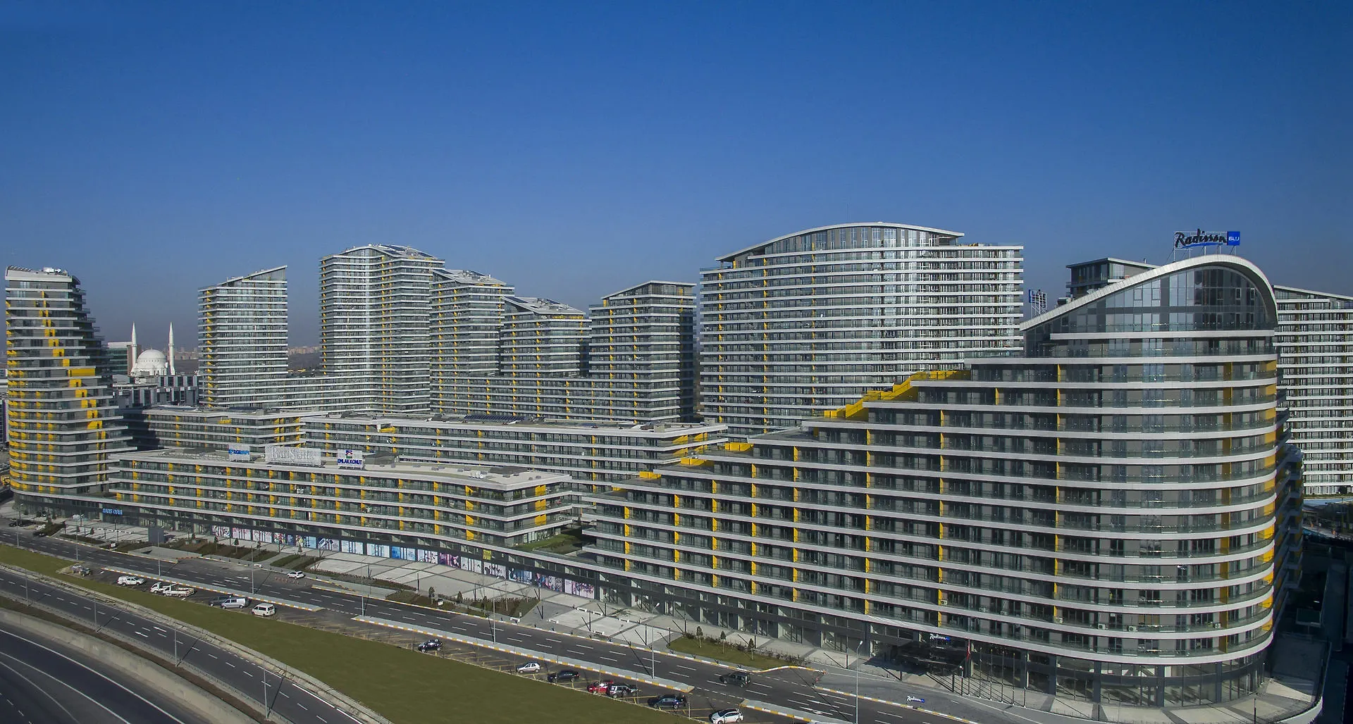 Radisson Blu Residence, Istanbul Batisehir 4*,