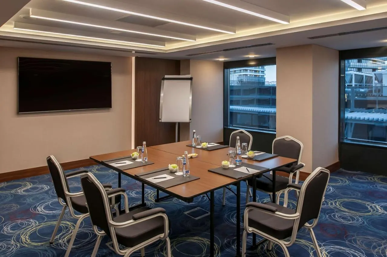 Radisson Blu Residence, Istanbul Batisehir 4*,