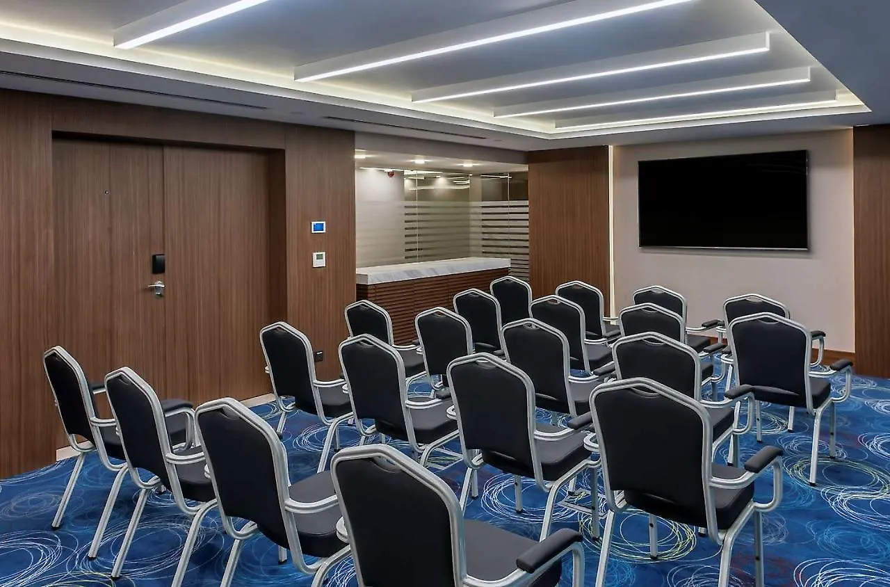 Radisson Blu Residence, Istanbul Batisehir Aparthotel